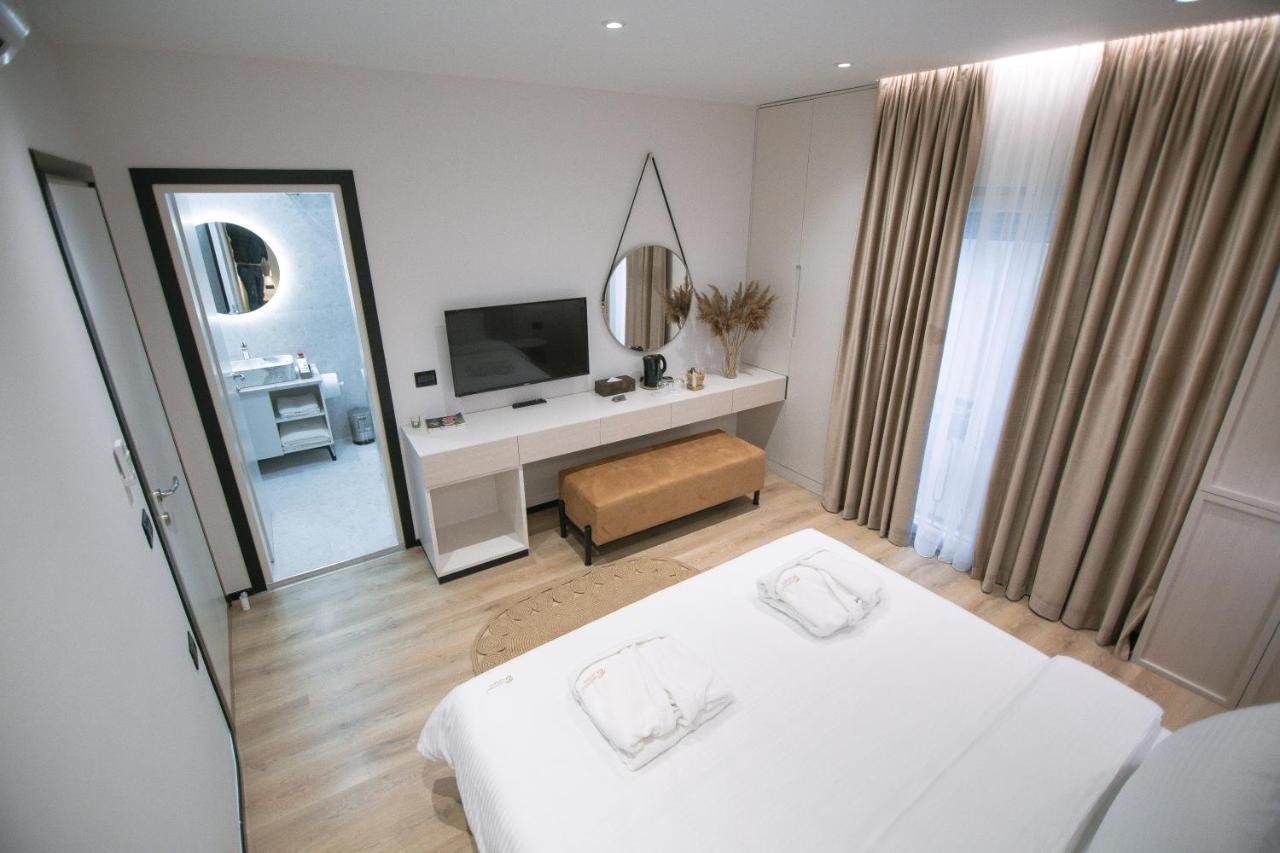 Boulevard Boutique Aparthotel Korce Exterior foto